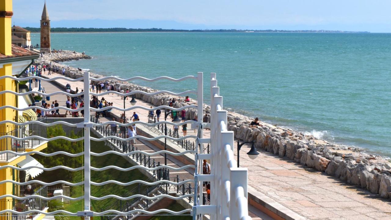 Ca Dell'Angelo - Caorle Aparthotel Exterior photo